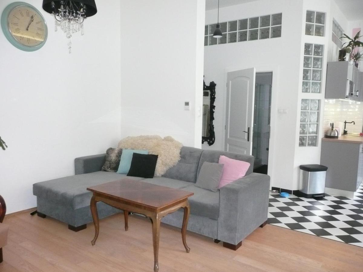 Modern City Center Location: Party, Sightsee, Rest Apartment Budapest Exterior photo